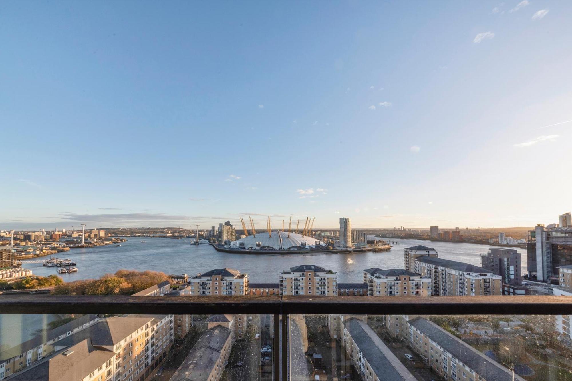 Canary Wharf & O2 ลอนดอน ภายนอก รูปภาพ