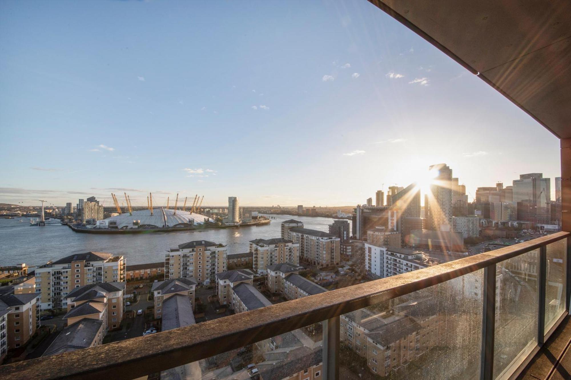 Canary Wharf & O2 ลอนดอน ภายนอก รูปภาพ